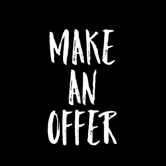 ✨MAKE AN OFFER TODAY!!!✨ - Picture 1 of 1